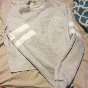 Forever 21 heart breaker crop top